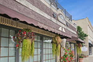 With just over 9,300 residents, Caldwell is small enough to feel like a community, yet vibrant enough to offer a bustling main street, a university, and one of Essex County’s most beautiful parks. It’s no wonder the population has grown steadily over the past decade-once people arrive, they tend to stay.