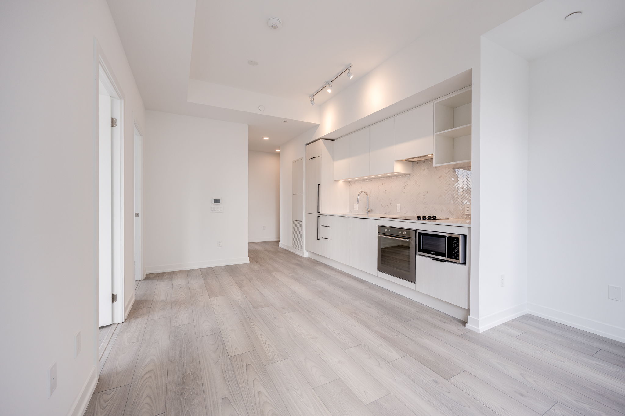 Toronto property showcase — delivered property photograph 6