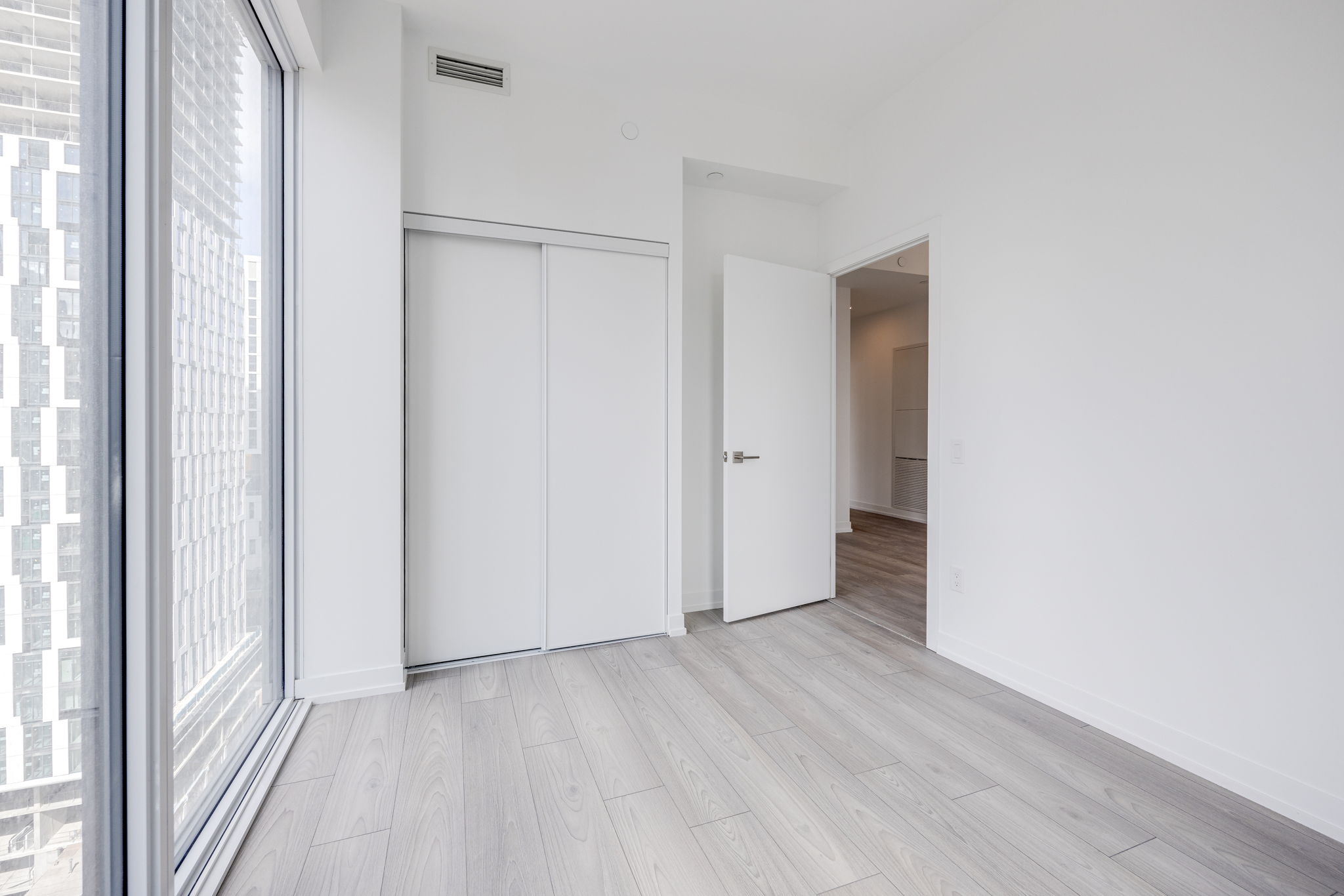 Toronto property showcase — delivered property photograph 13