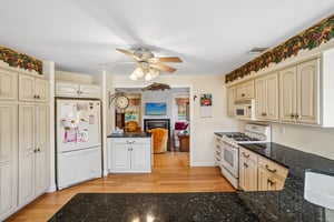 Edgemere Ave-S2910-022.jpg