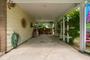  Photo 30