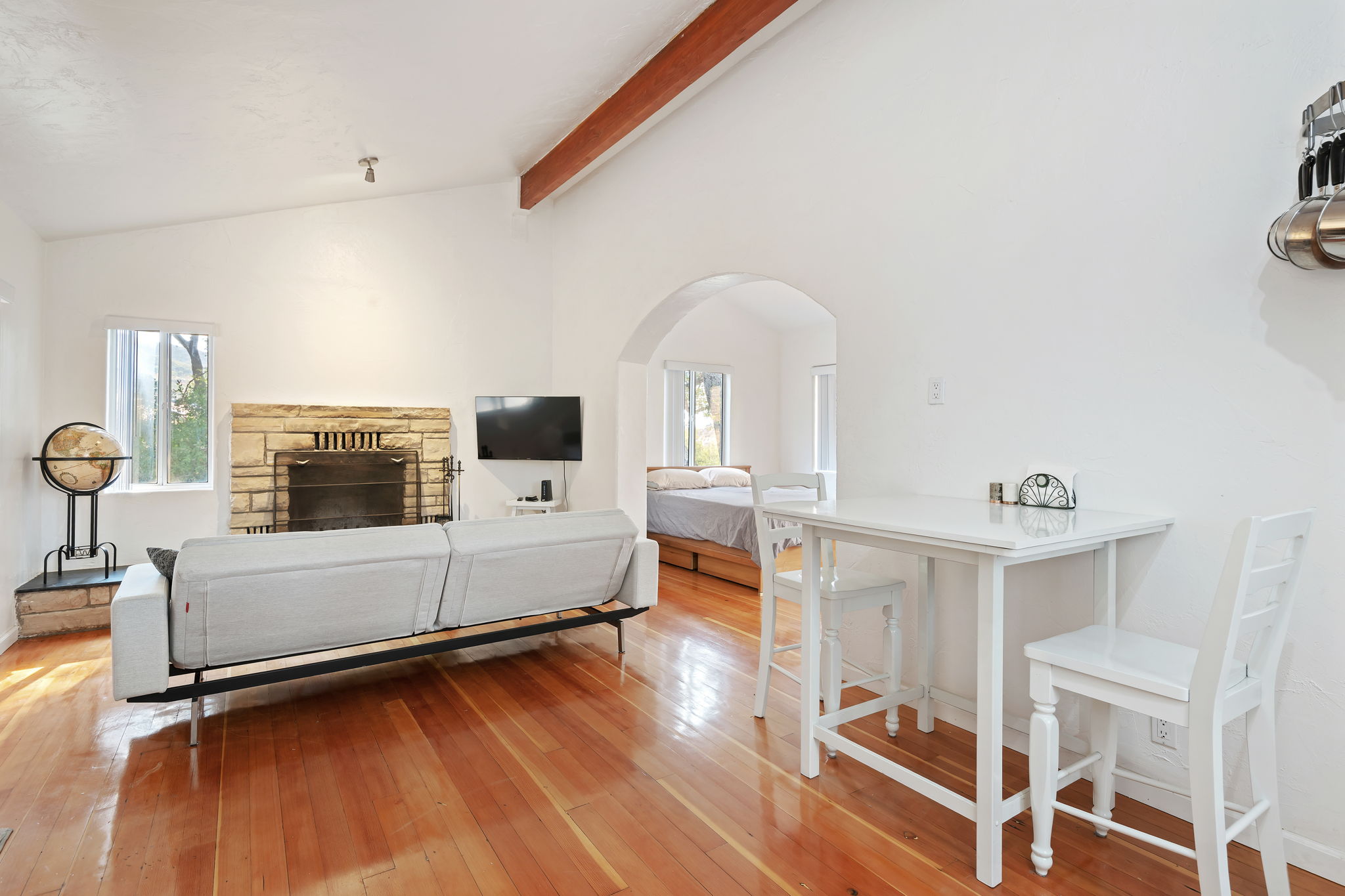 12 - Dining - Living Room
