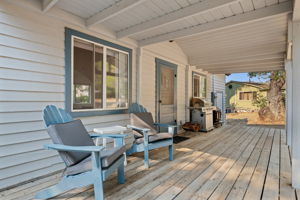 07 - Porch