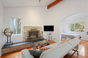 08 - Living Room