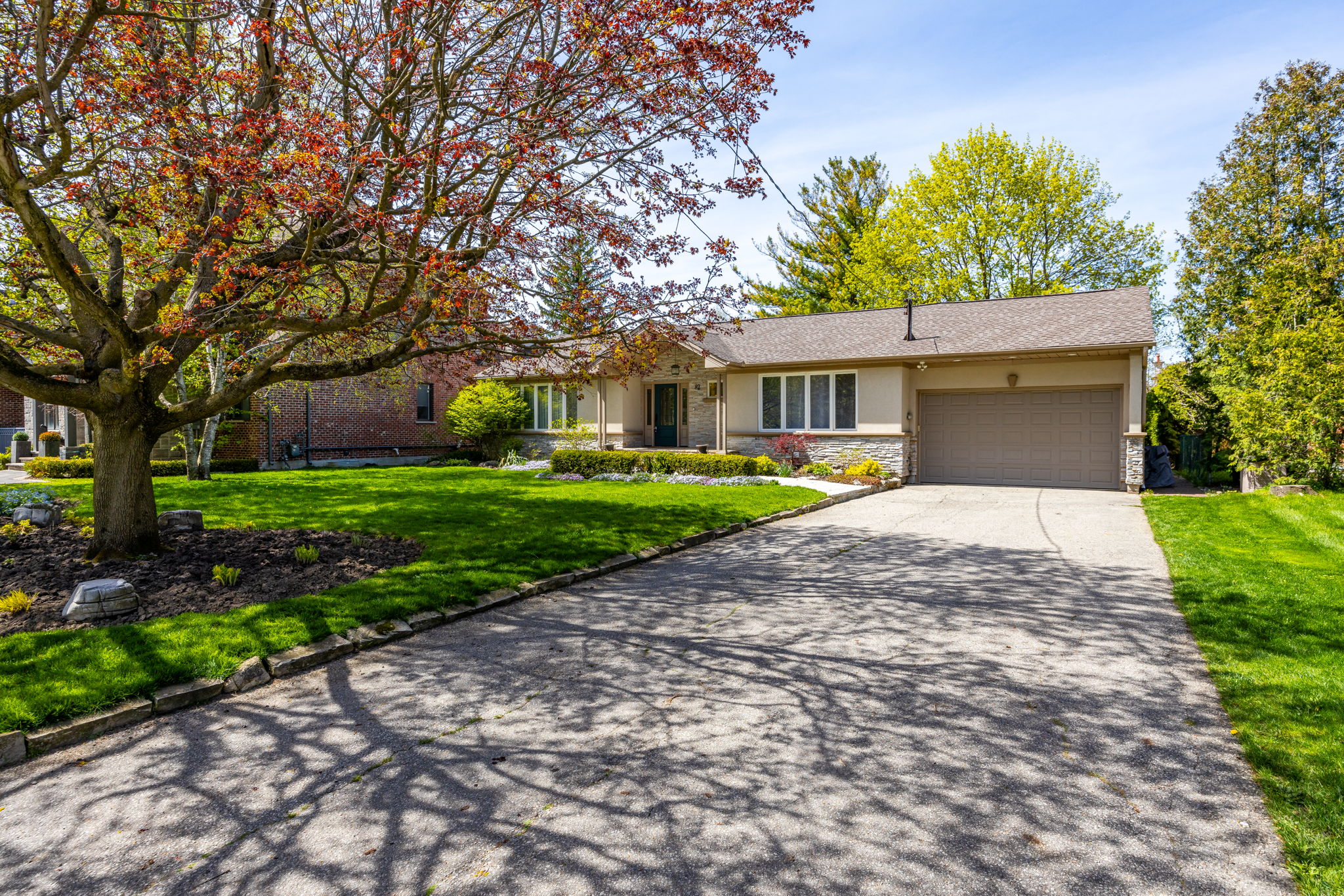 Richmond Hill property showcase — delivered property photograph 2