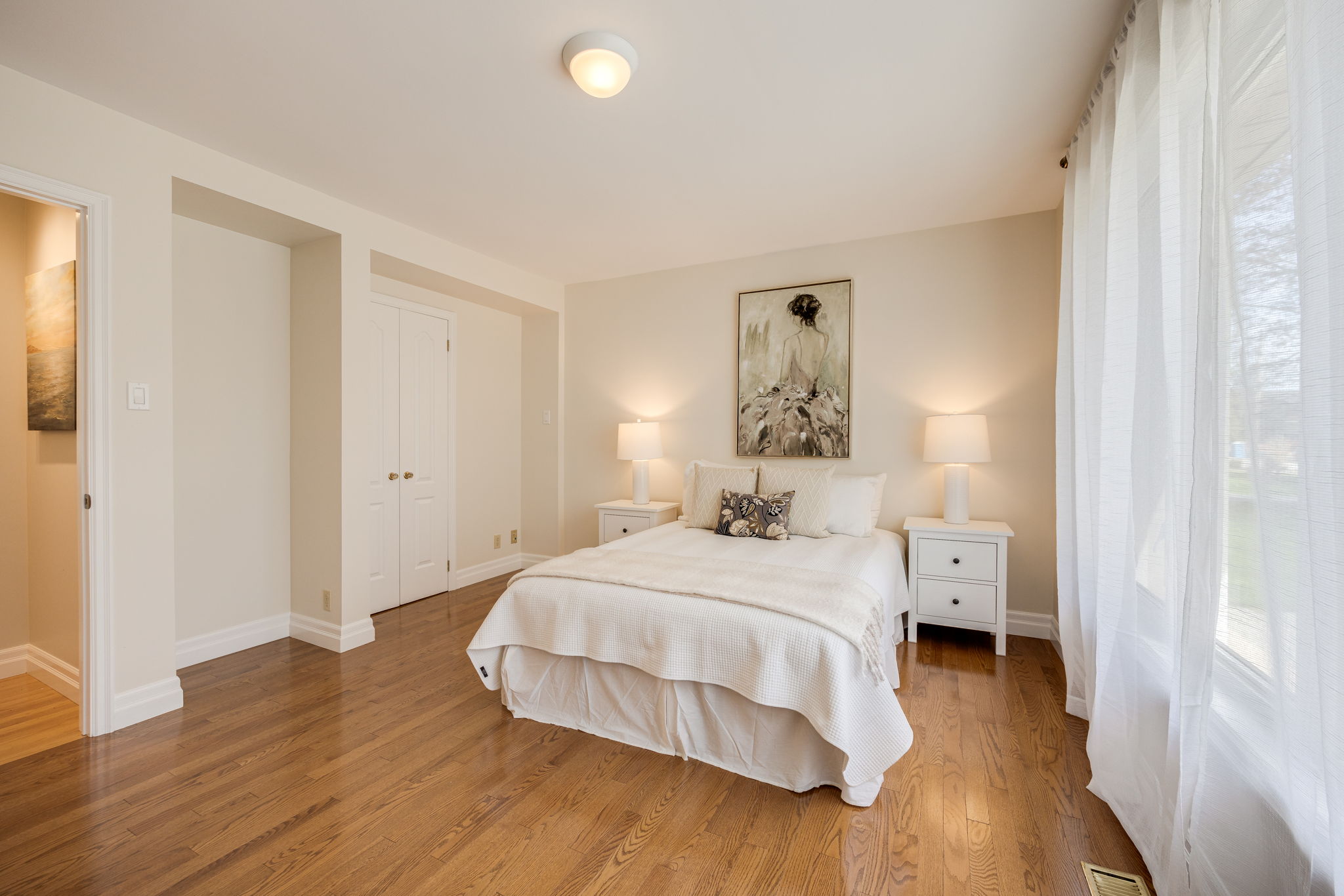 Richmond Hill property showcase — delivered property photograph 30