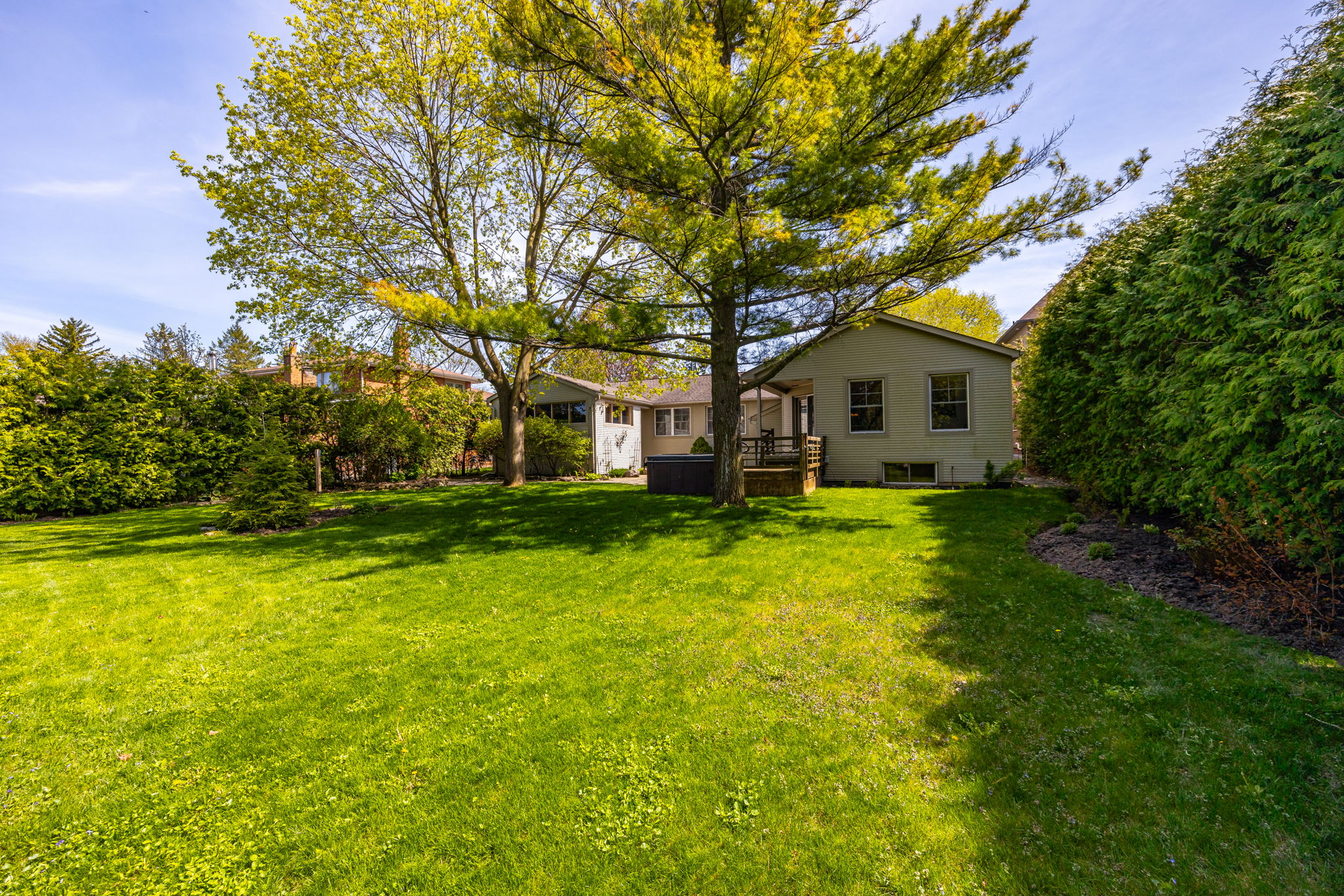 Richmond Hill property showcase — delivered property photograph 60
