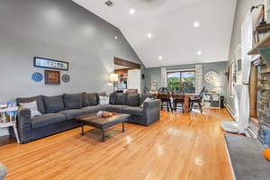 Medway Ave-S0910-011.jpg