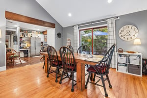 Medway Ave-S0910-015.jpg