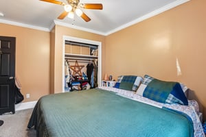 Medway Ave-S0910-035.jpg