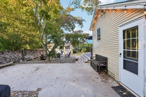 Medway Ave-S0910-040.jpg