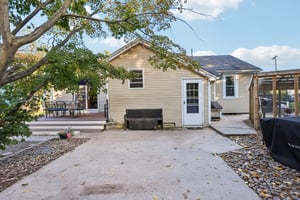 Medway Ave-S0910-041.jpg
