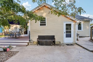 Medway Ave-S0910-042.jpg