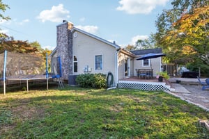 Medway Ave-S0910-052.jpg