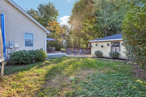 Medway Ave-S0910-055.jpg