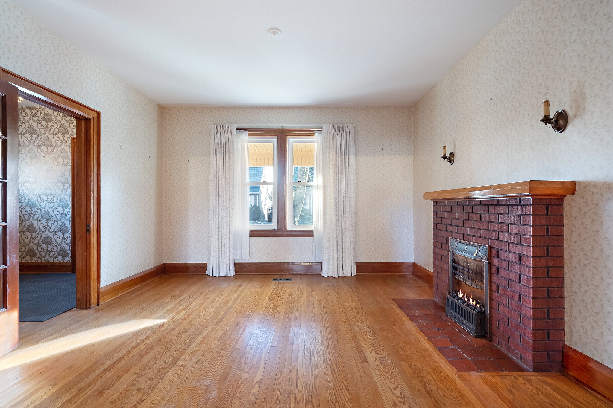 82 Mill St S, Brampton, ON L6Y 1S8, CA Photo 9