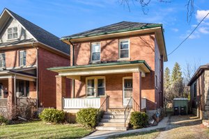 82 Mill St S, Brampton, ON L6Y 1S8, CA Photo 0
