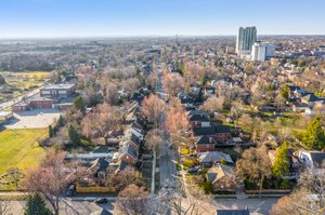 82 Mill St S, Brampton, ON L6Y 1S8, CA Photo 39