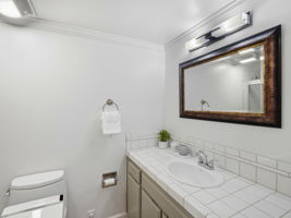 054_F8_82 Milland Dr