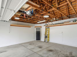 060_F8_82 Milland Dr