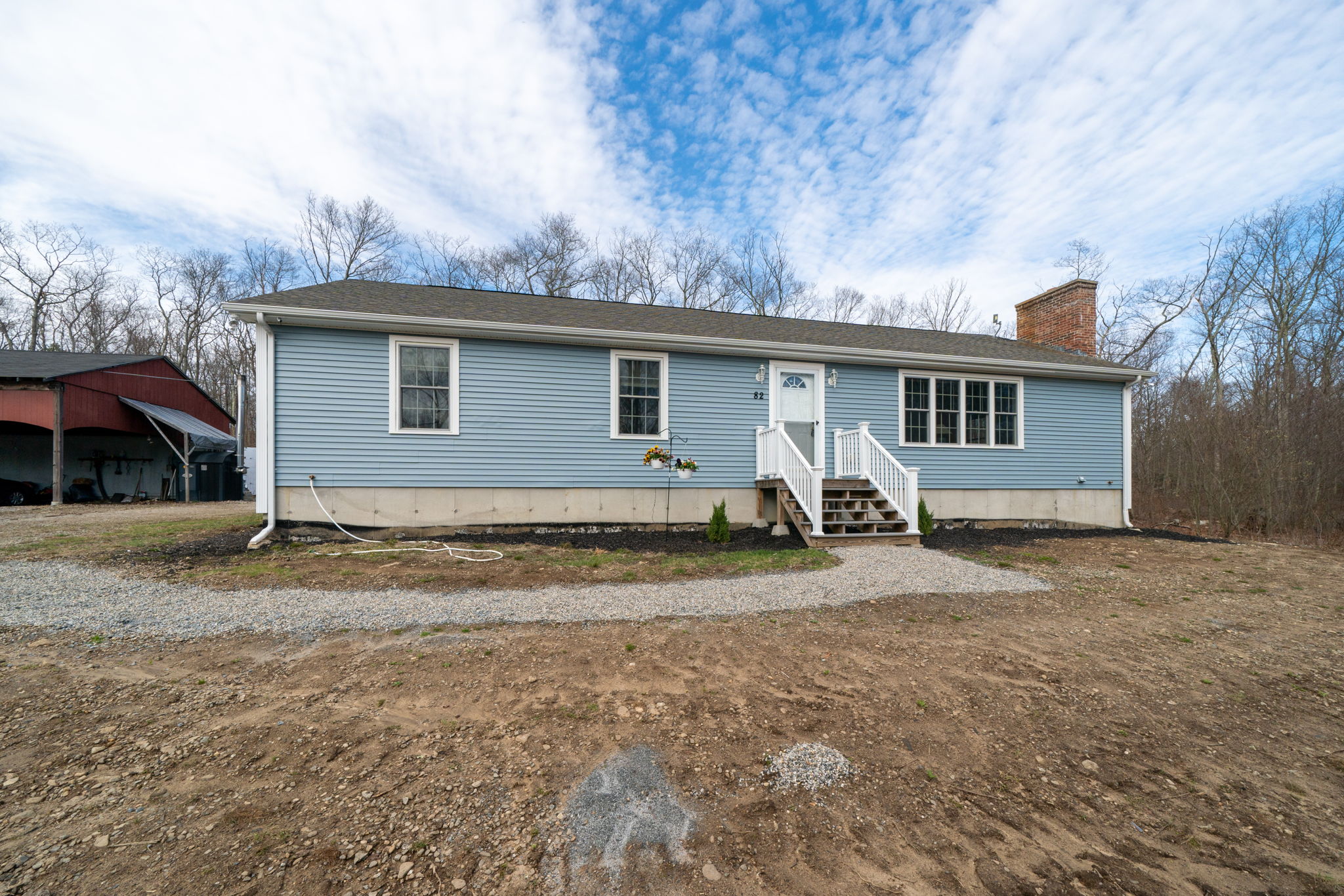  82 Nyberg Rd, Chaplin, CT 06235, US