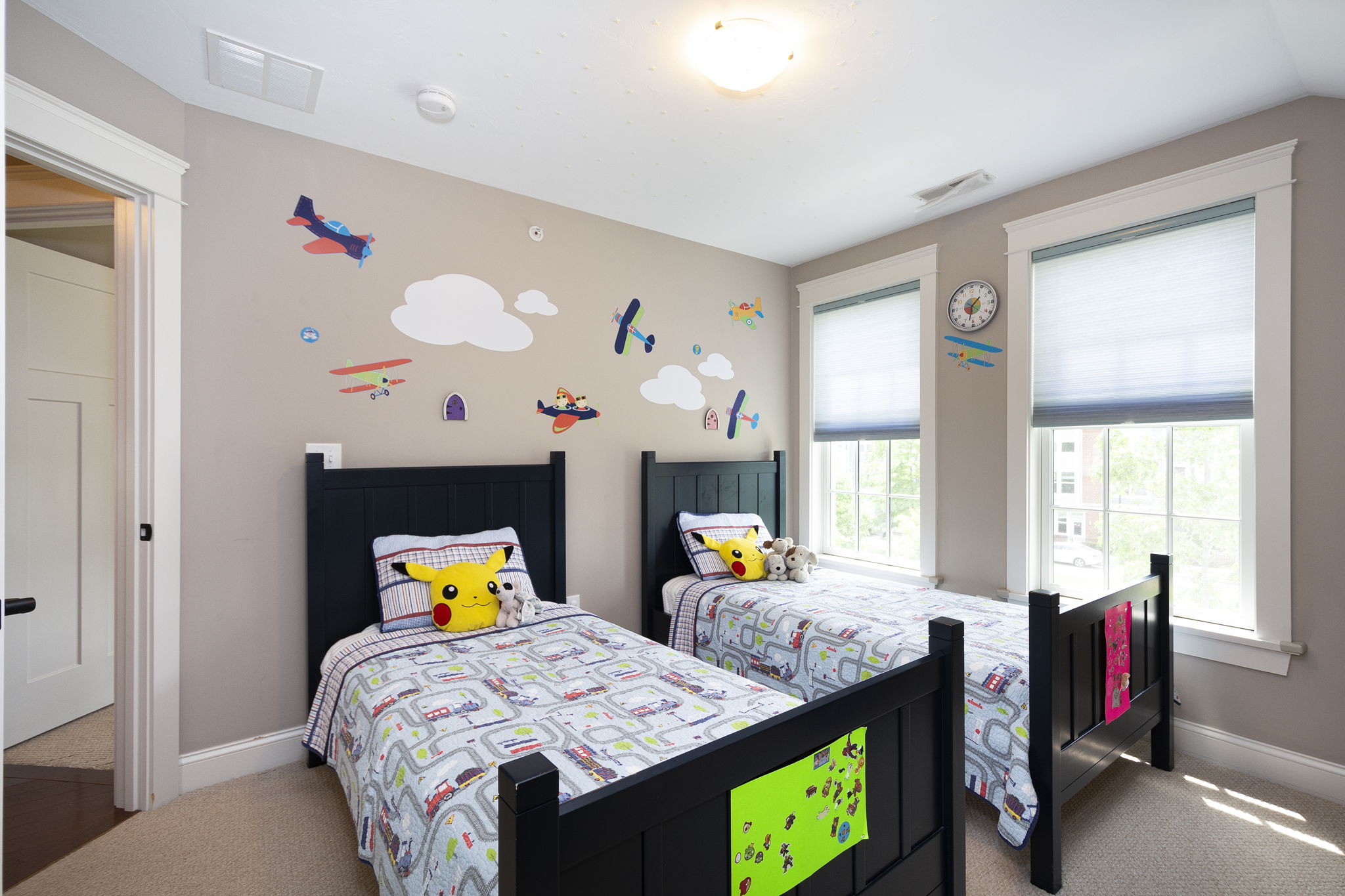  82 Parkview St, Weymouth, MA 02190, US Photo 25