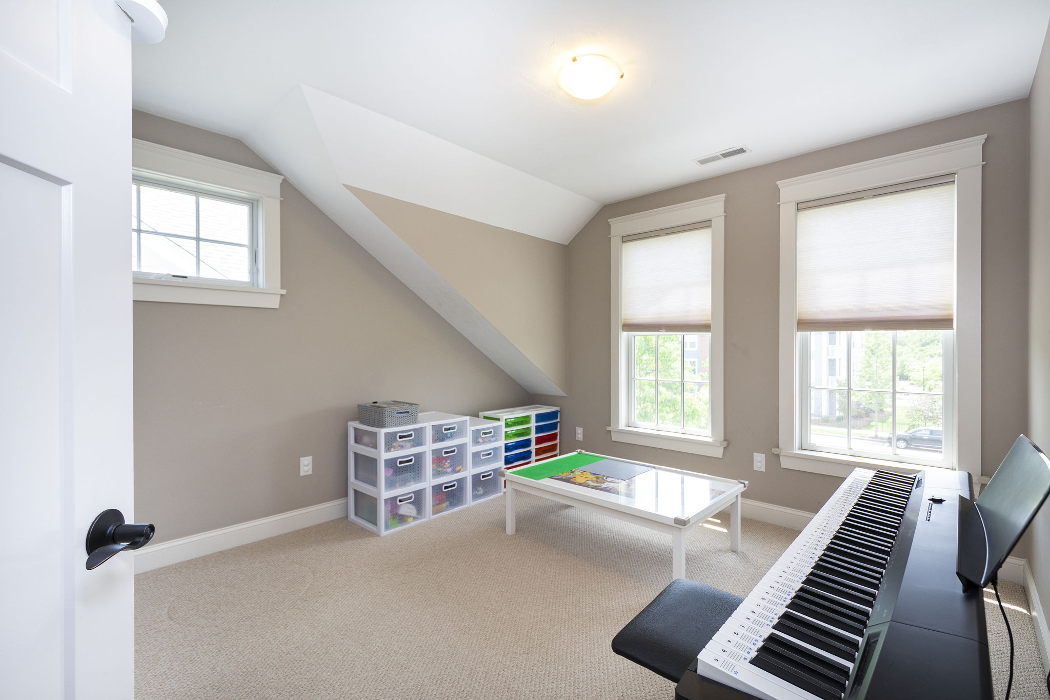  82 Parkview St, Weymouth, MA 02190, US Photo 22