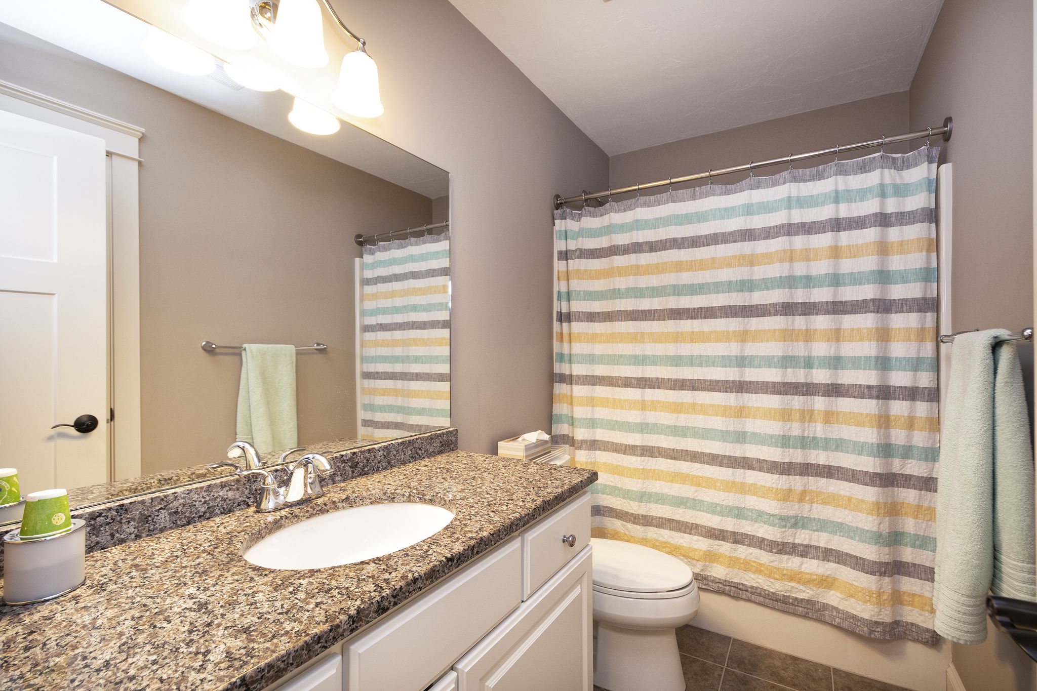  82 Parkview St, Weymouth, MA 02190, US Photo 21