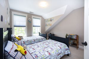  82 Parkview St, Weymouth, MA 02190, US Photo 23