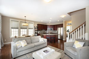  82 Parkview St, Weymouth, MA 02190, US Photo 16