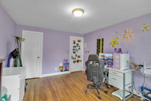  Photo 48