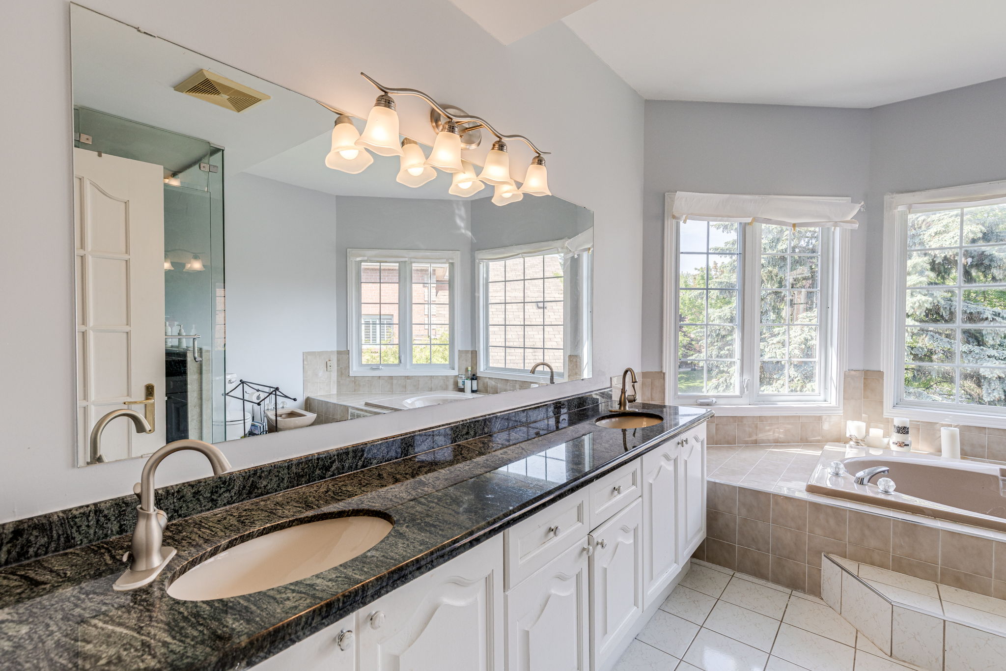 Newmarket property showcase — delivered property photograph 27
