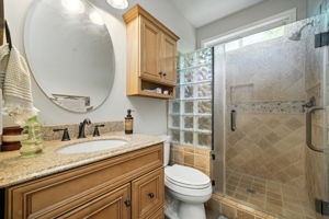  Photo 41