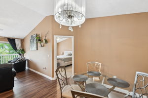 12_Interior