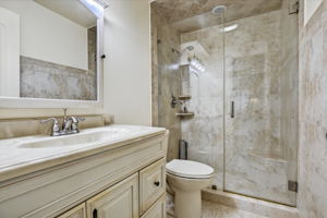  Photo 23