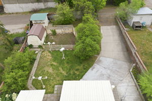  Photo 49