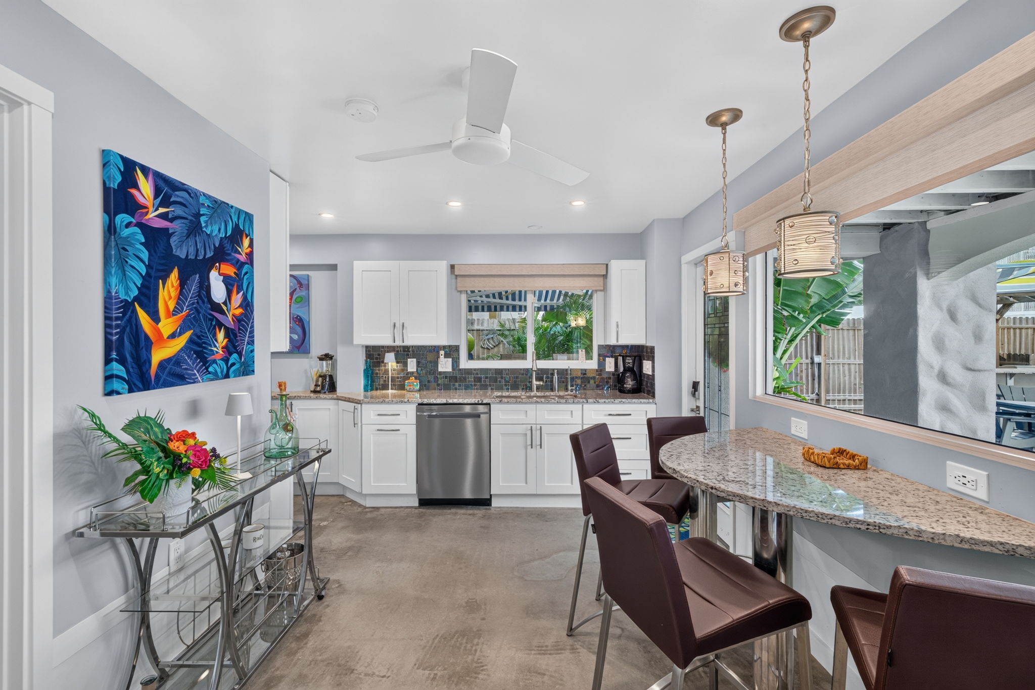 Breakfast Nook 1 of 3