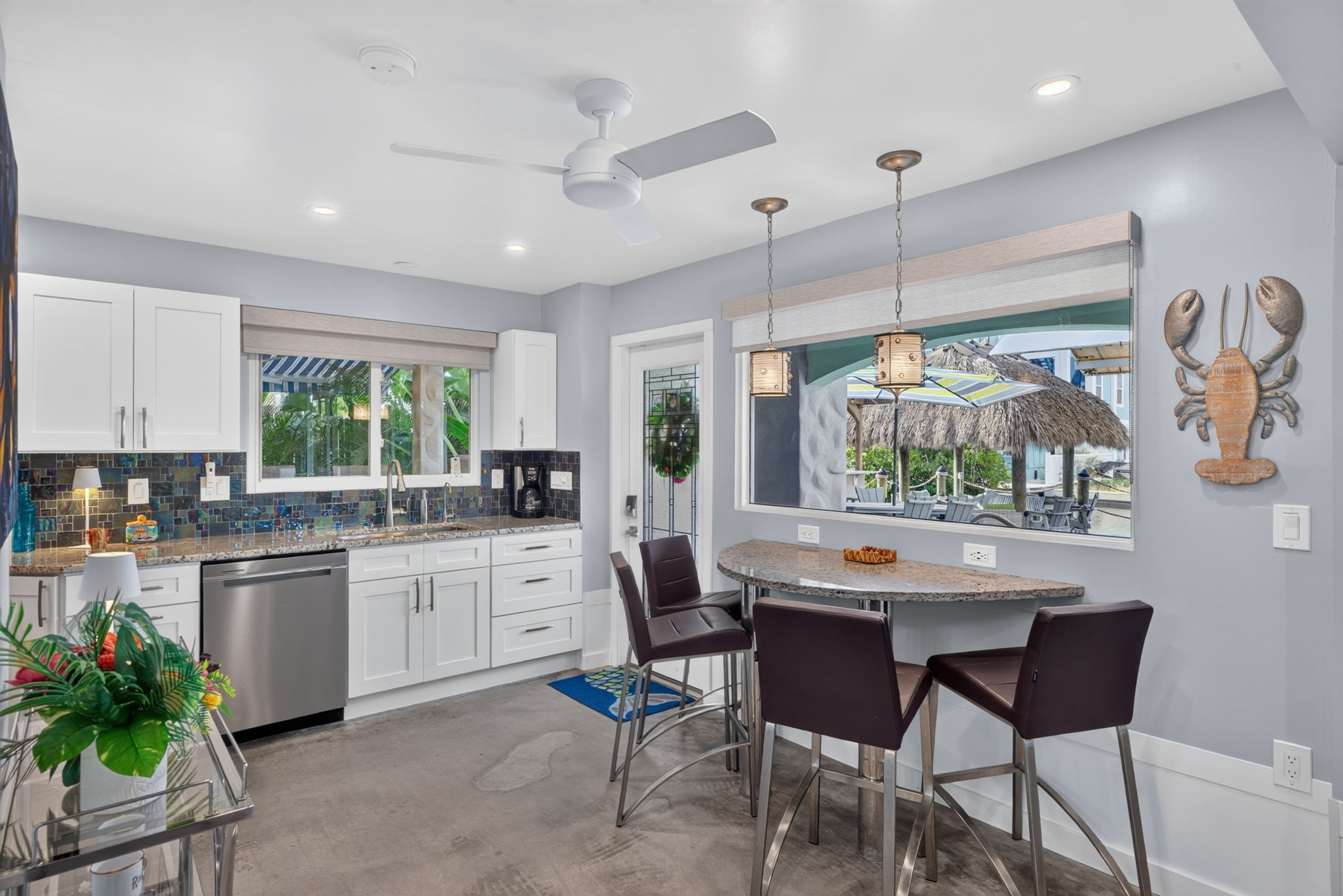 Breakfast Nook 2 of 3