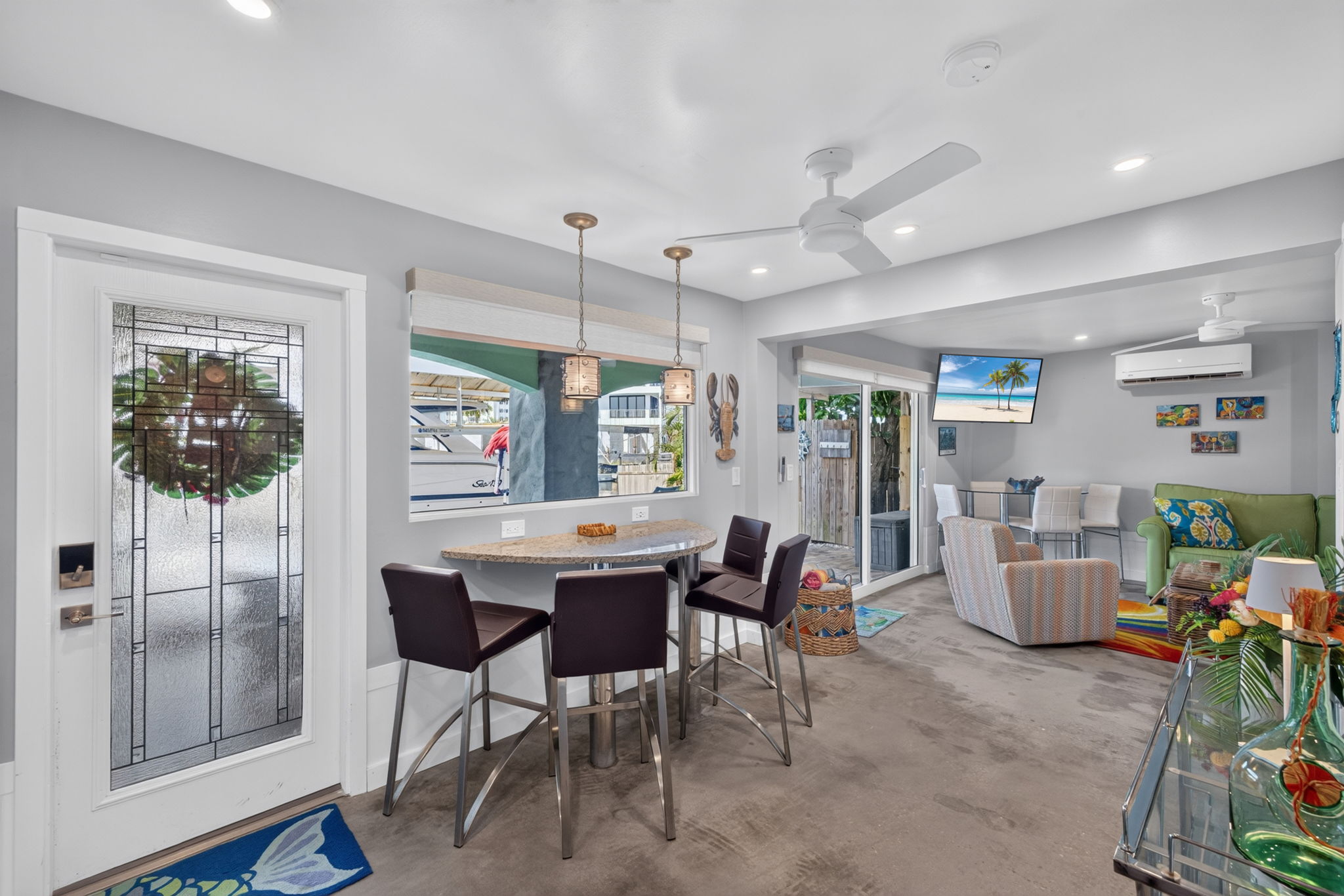 Breakfast Nook 3 of 3