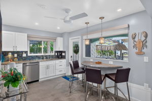 Breakfast Nook 2 of 3