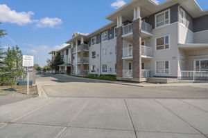  Photo 0
