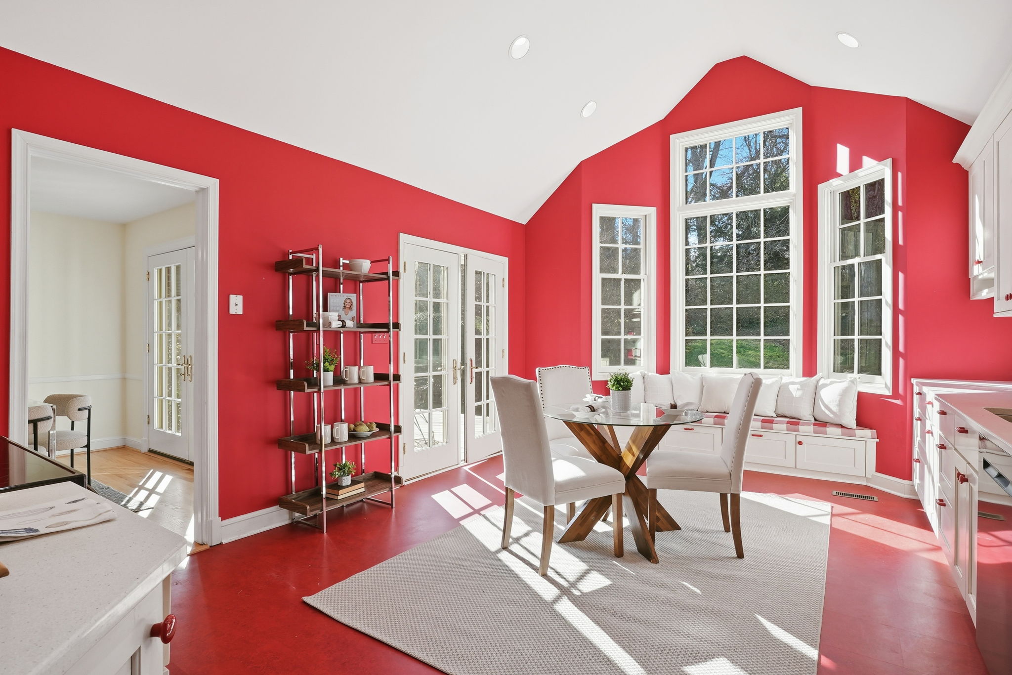 Breakfast Area with Access to Rear Yard