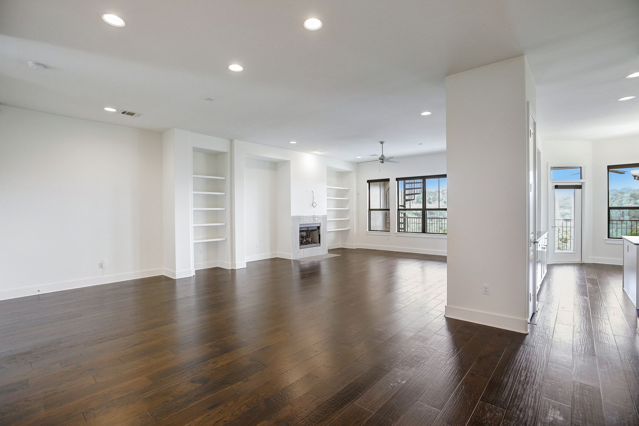 Southwest Pkwy 321-007