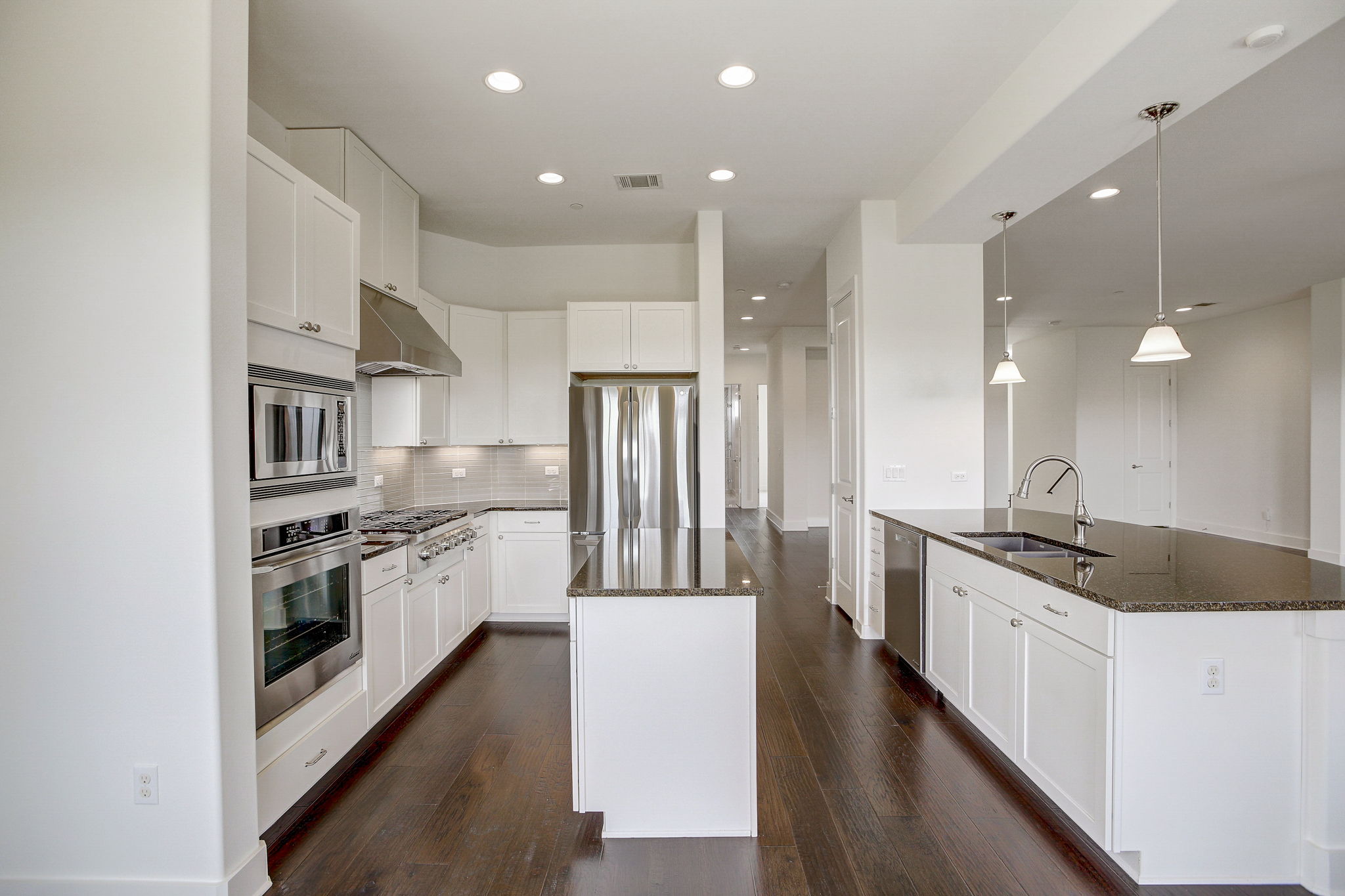 Southwest Pkwy 321-013