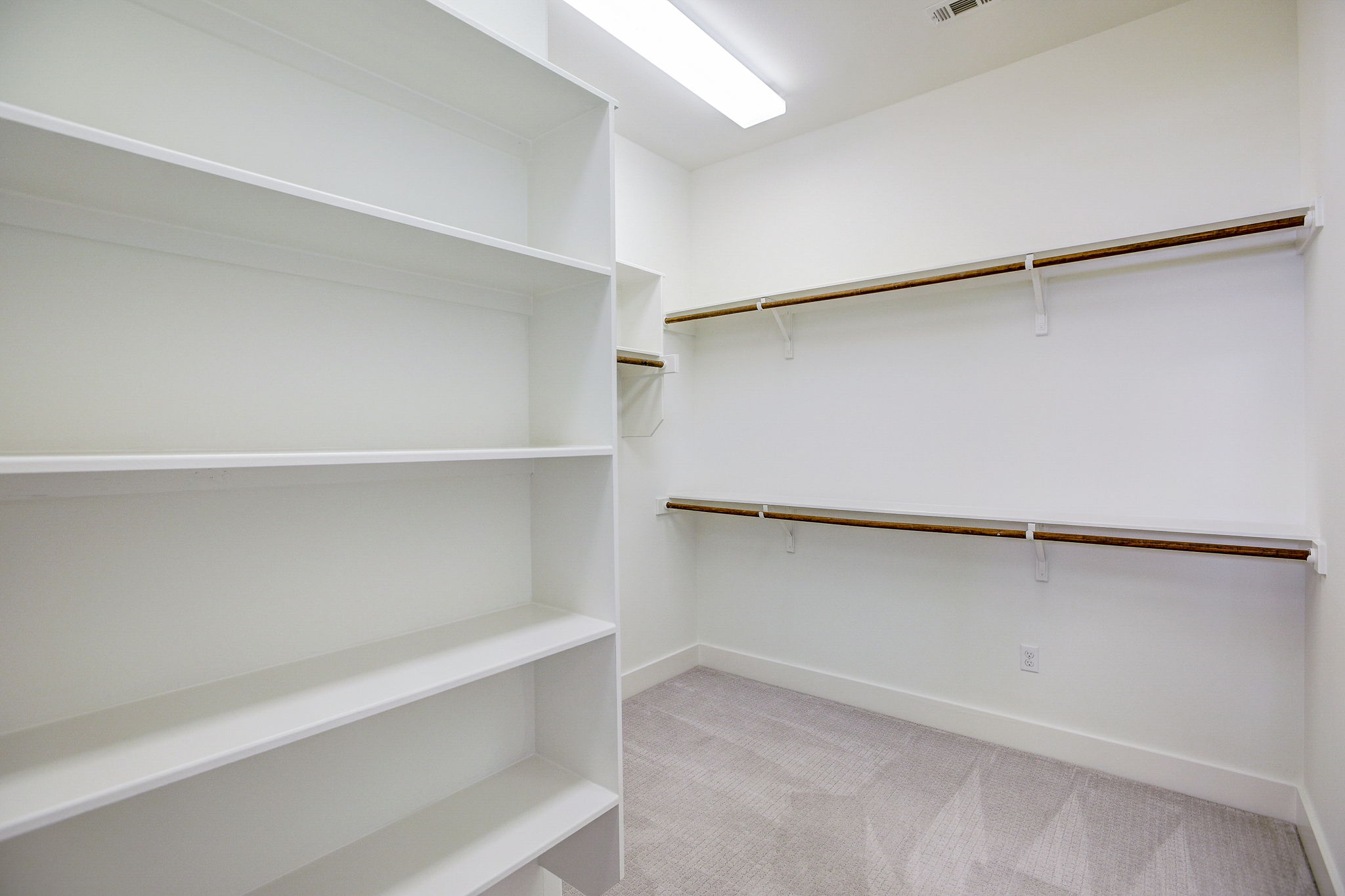 Southwest Pkwy 321-032