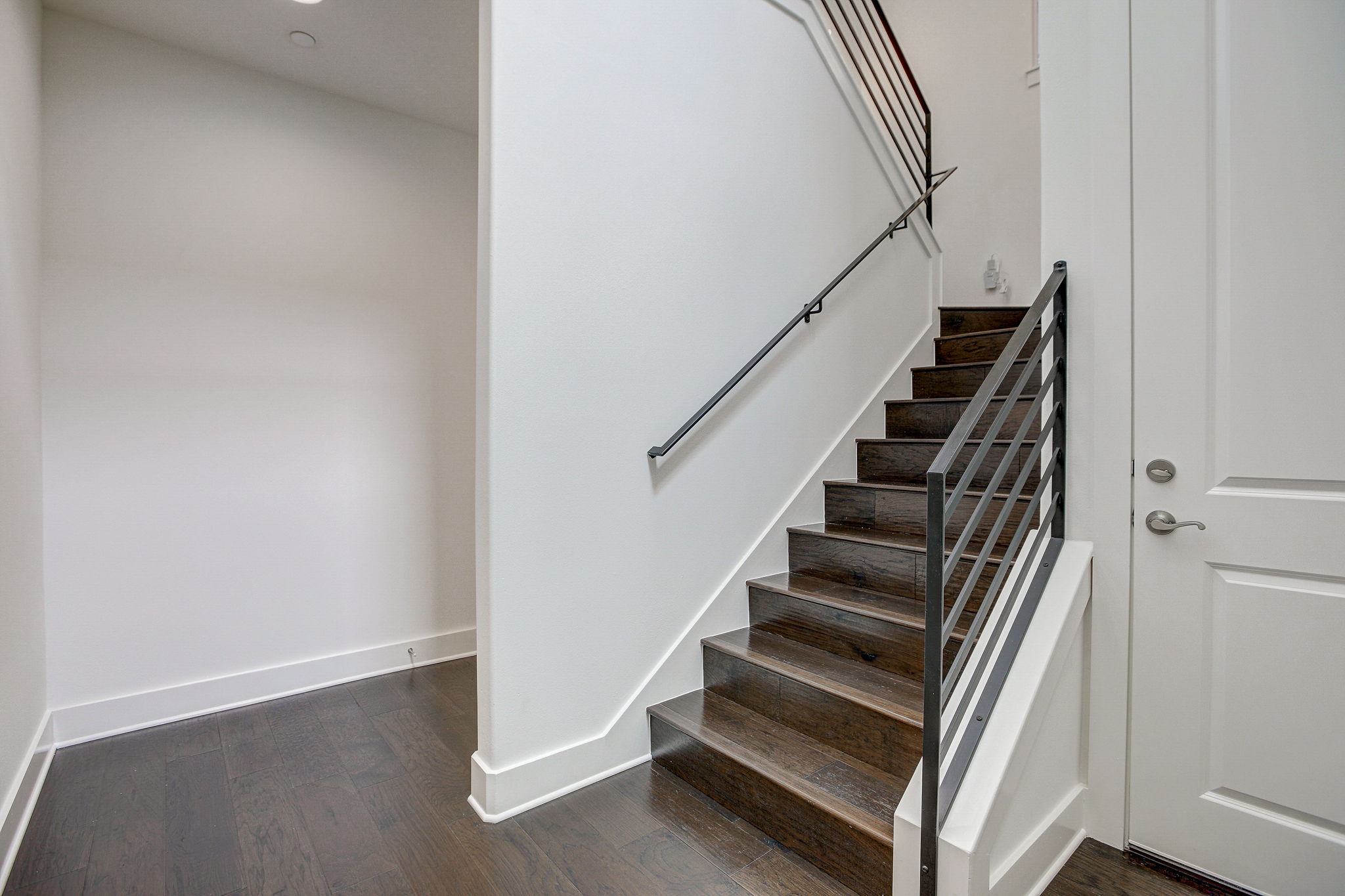 Southwest Pkwy 321-033