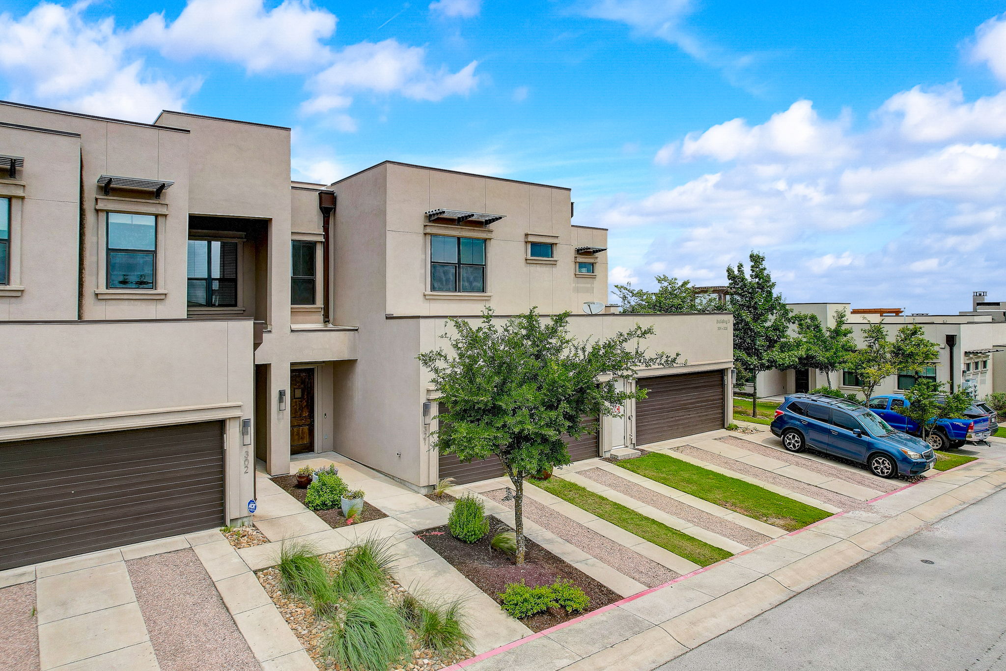 Southwest Pkwy 321-047