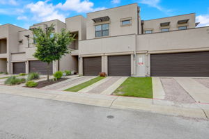 Southwest Pkwy 321-006