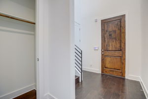 Southwest Pkwy 321-034