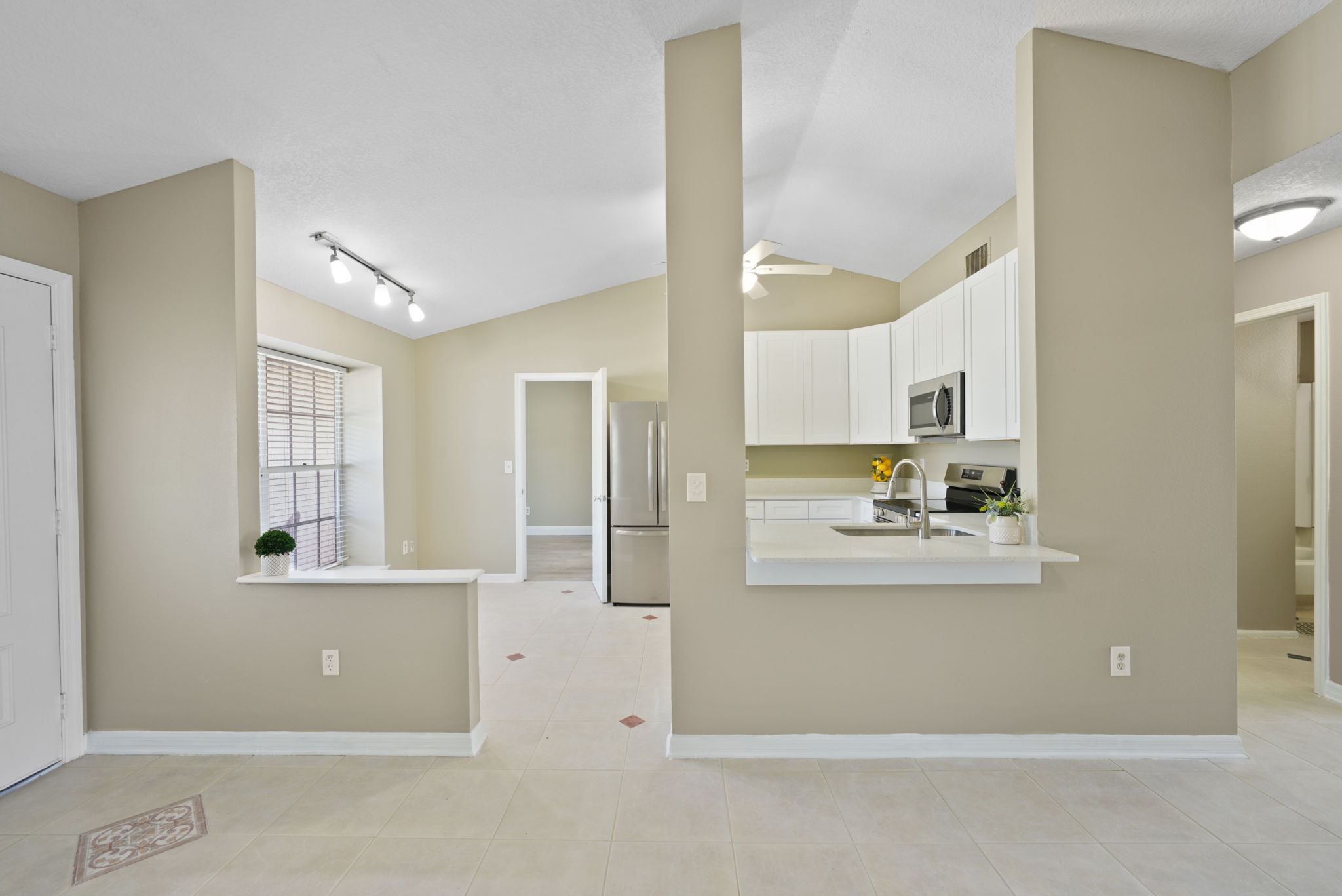 Clermont St-L2706-013